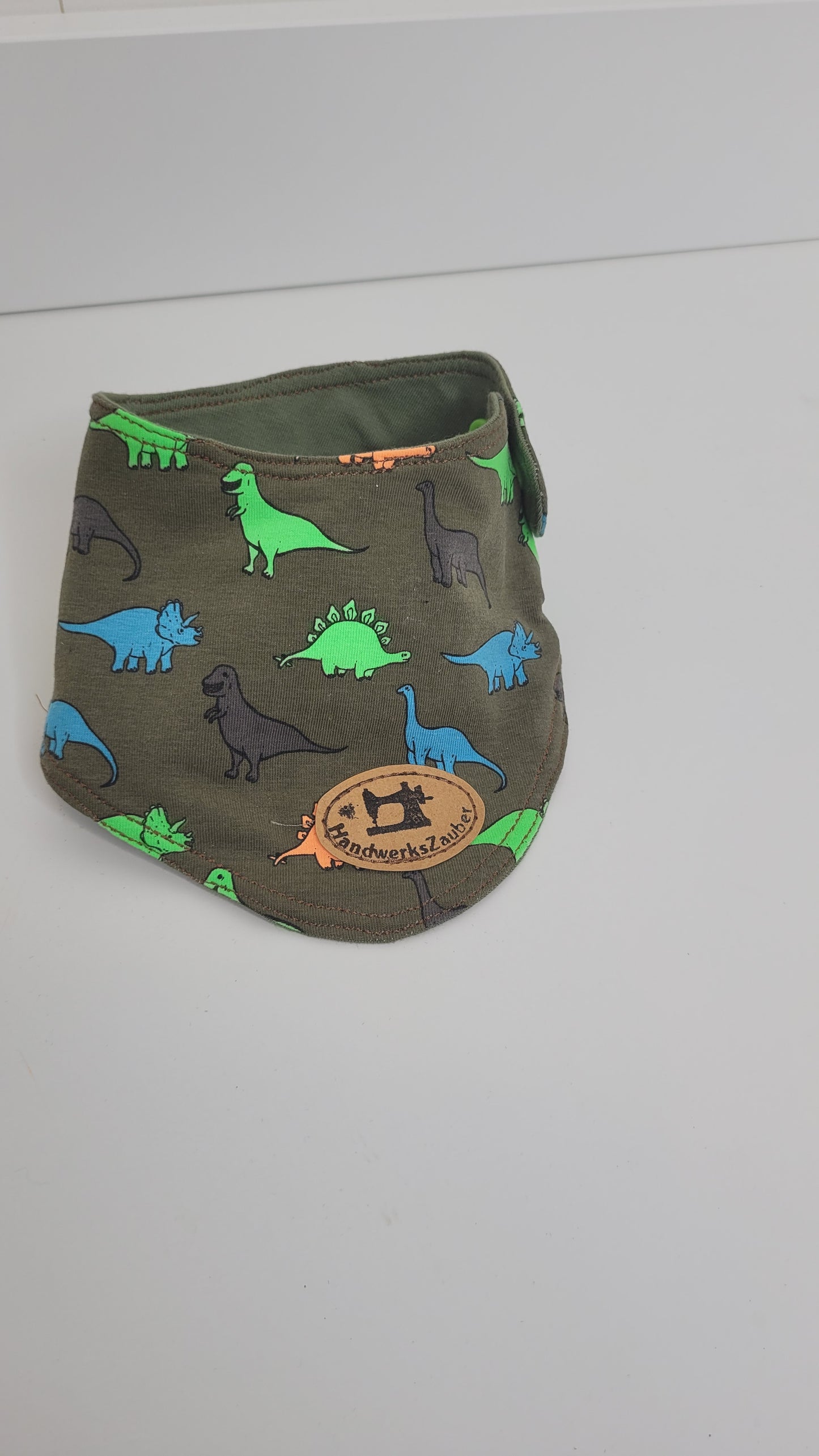 Baby-Halstuch mit seitlichem Druckknopf Dino