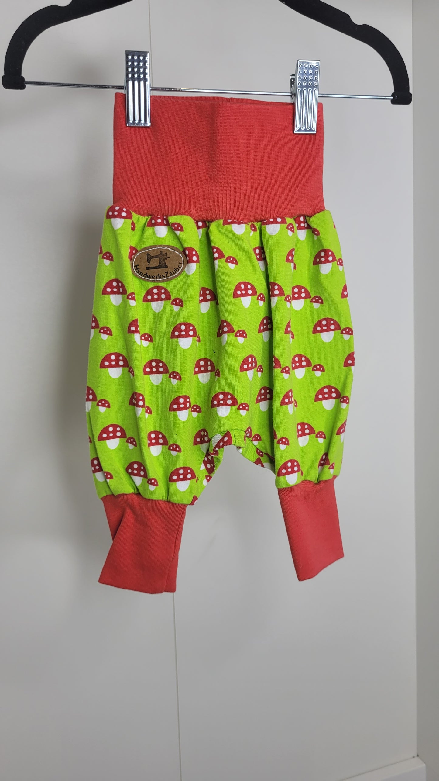 Babypumphose zum Mitwachsen Glückspilze