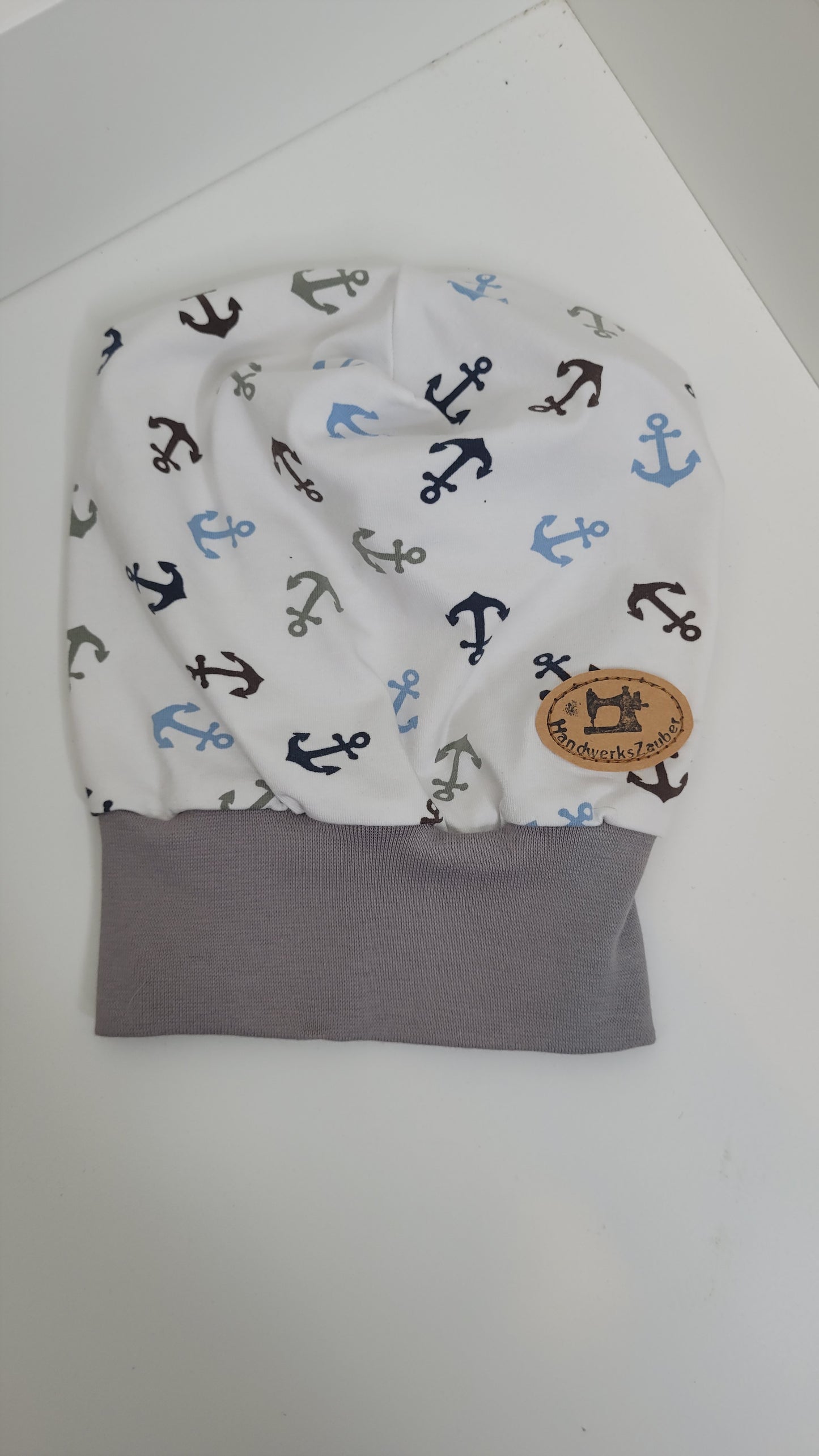 Beanie weis mit Anker