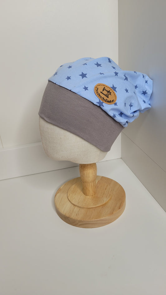 Beanie blau mit Sternen