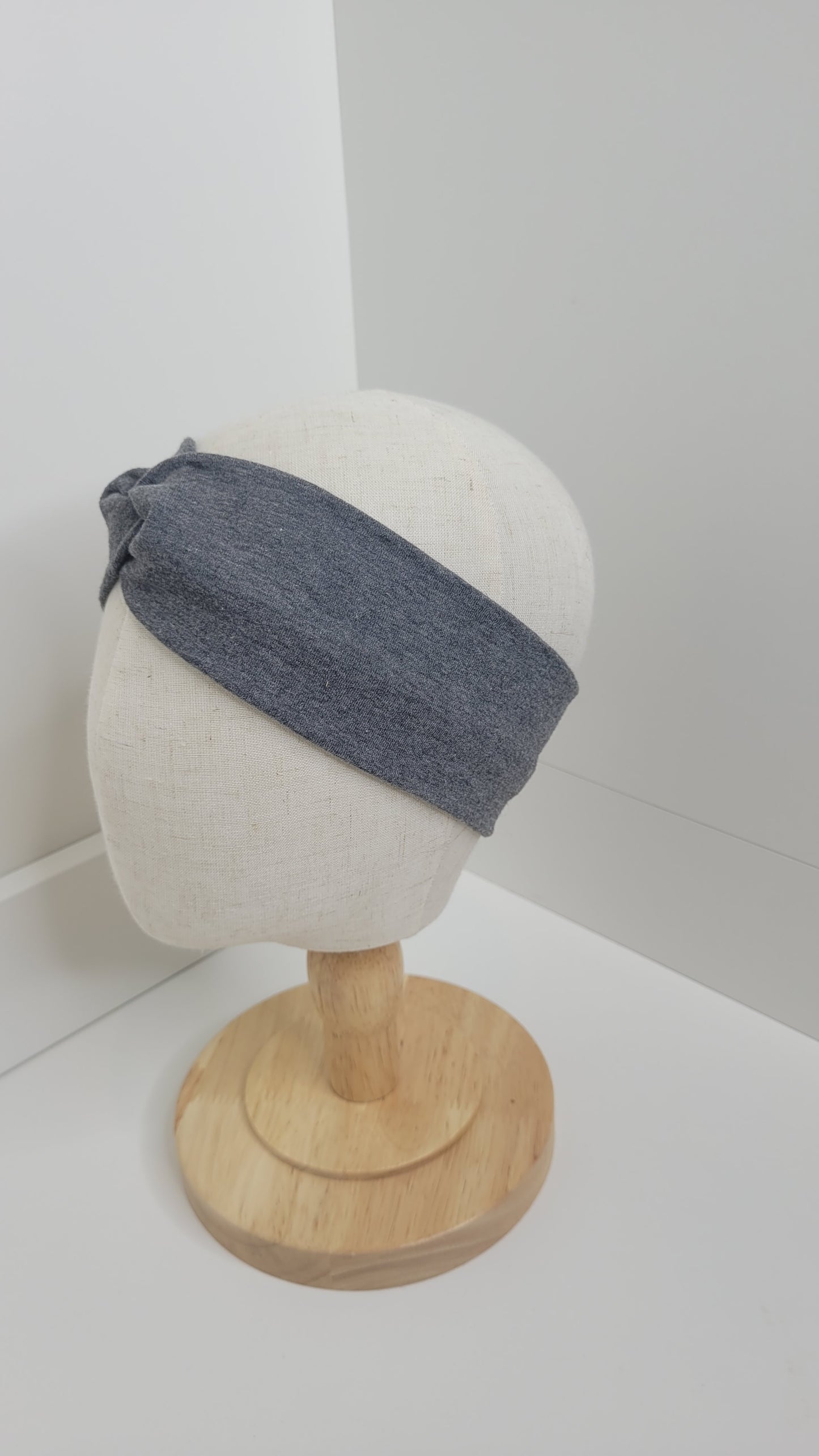 Stirnband mit Knoten – Stylisch, bequem und vielseitig kombinierbar
